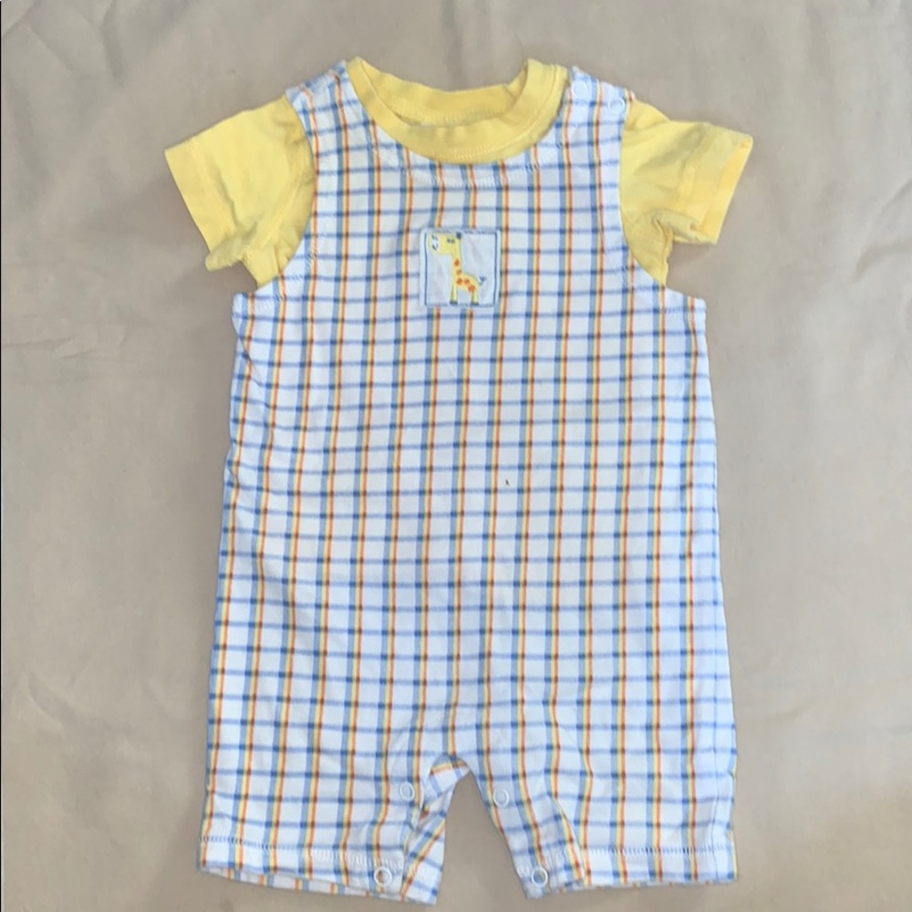 First impressions baby romper set with giraffe